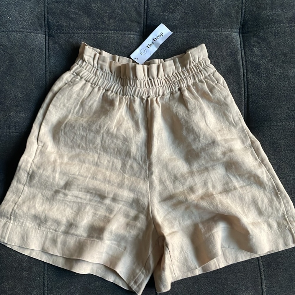 Linen Short - Picture 6 of 9
